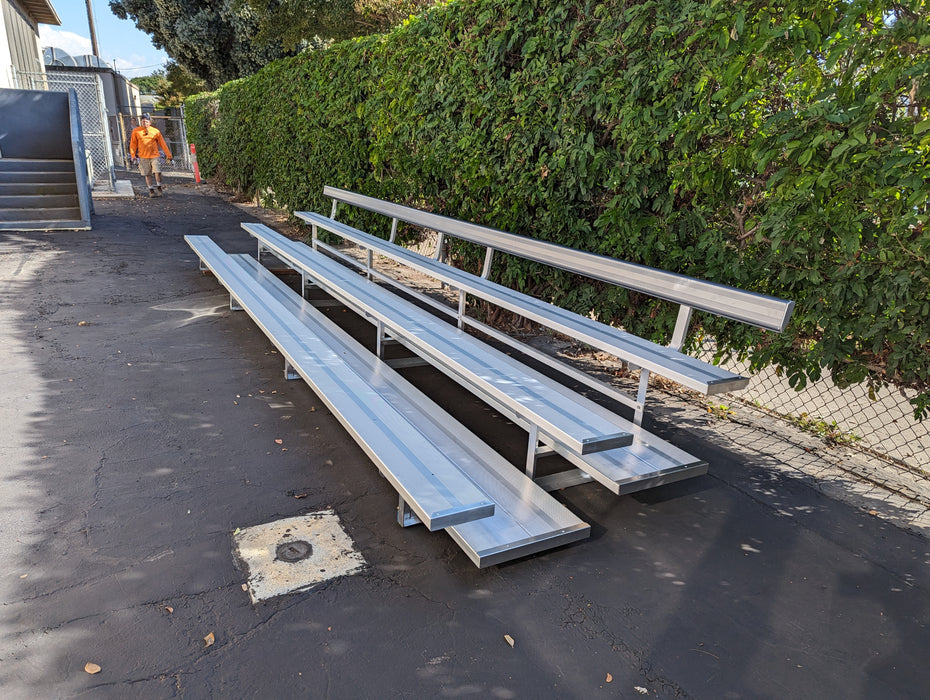 3 Row Bleacher PREMIUM + DELUXE - 21' Length