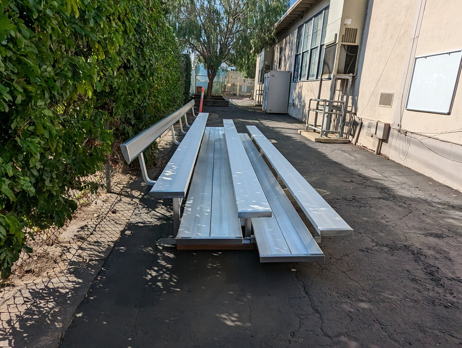 3 Row Bleacher PREMIUM + DELUXE - 21' Length