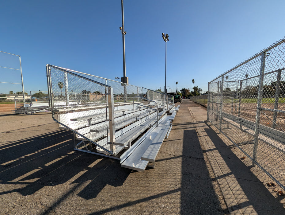 5 Row Bleacher w/Chain-link Fence DELUXE - 21' Length