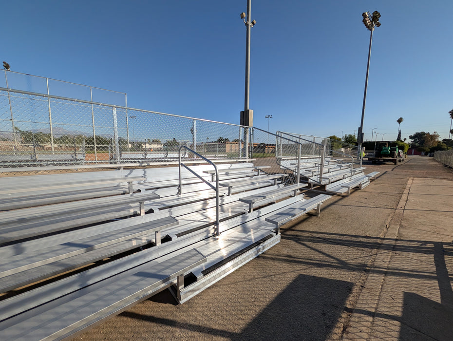 5 Row Bleacher w/Chain-link Fence DELUXE - 21' Length